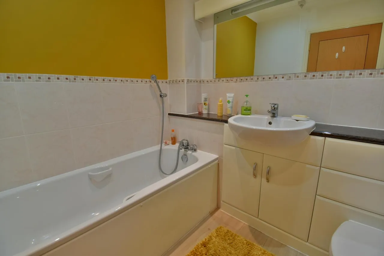 Amberwood Lodge, BH22, photo 8