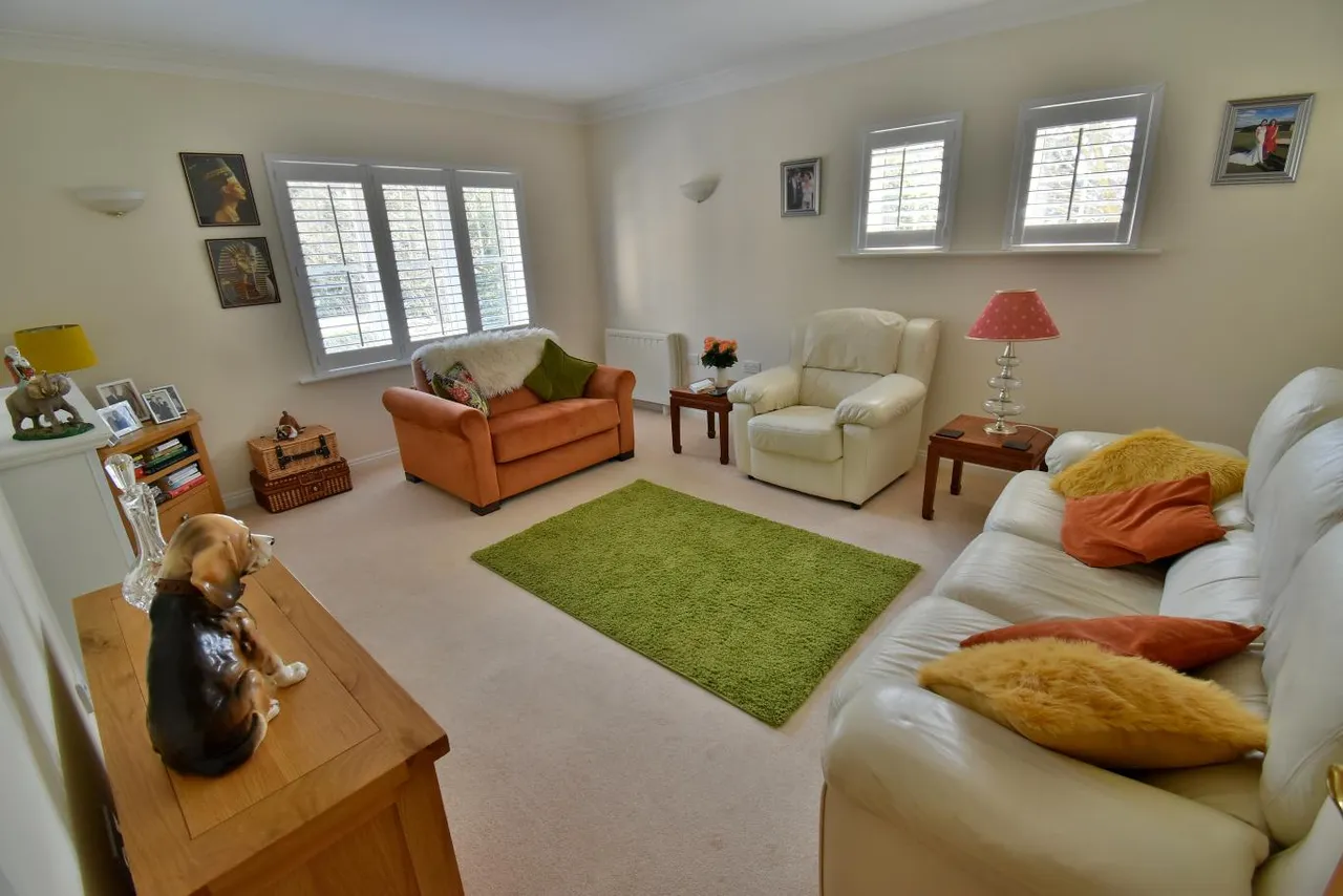 Amberwood Lodge, BH22, photo 3