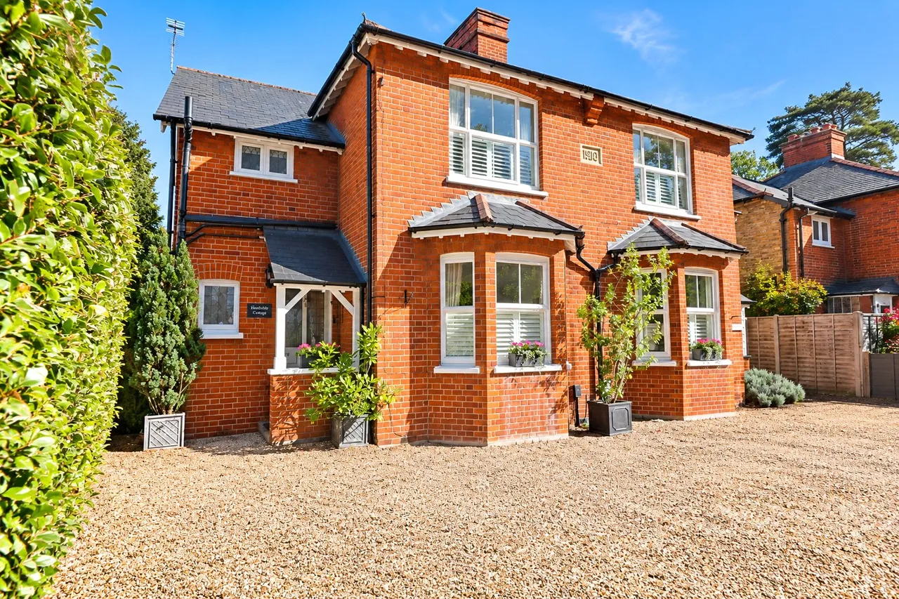 Maybury Hill, Woking, GU22, photo 24