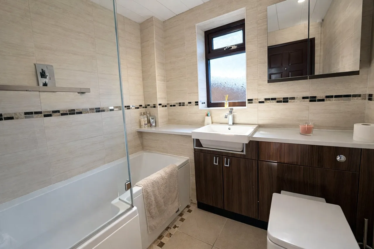 Ainderby Road, Northallerton, North Yorkshire, DL7, photo 11