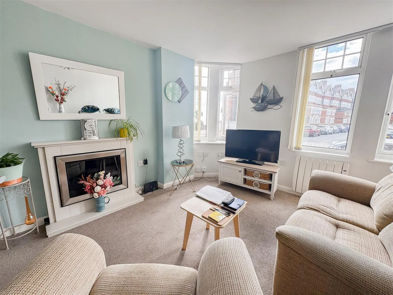De La Warr Parade, Bexhill-On-Sea, TN40 1LS, photo 2