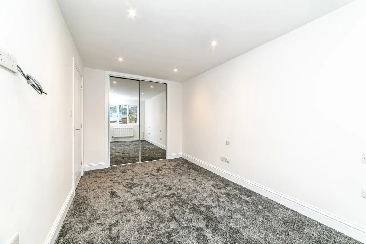 Swains Close, Tadley, RG26, photo 12
