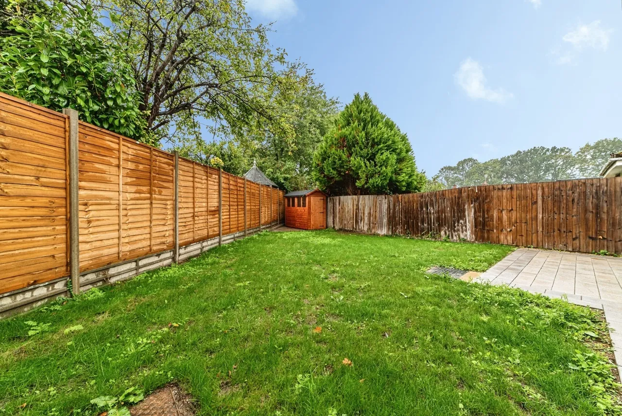 Swains Close, Tadley, RG26, photo 14