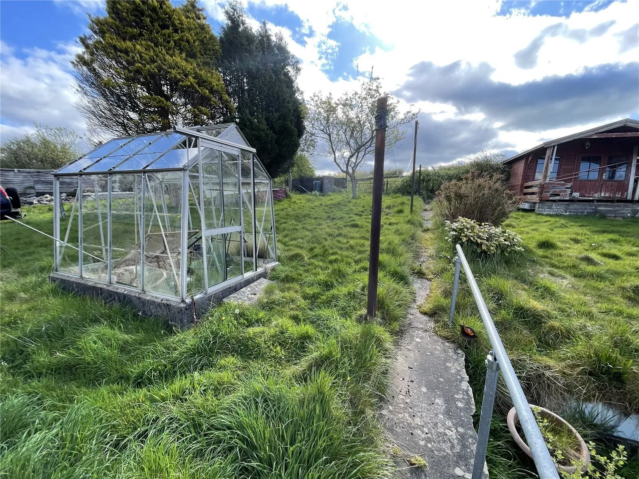 Dan Y Banc Road, Pontyates, SA15, photo 17
