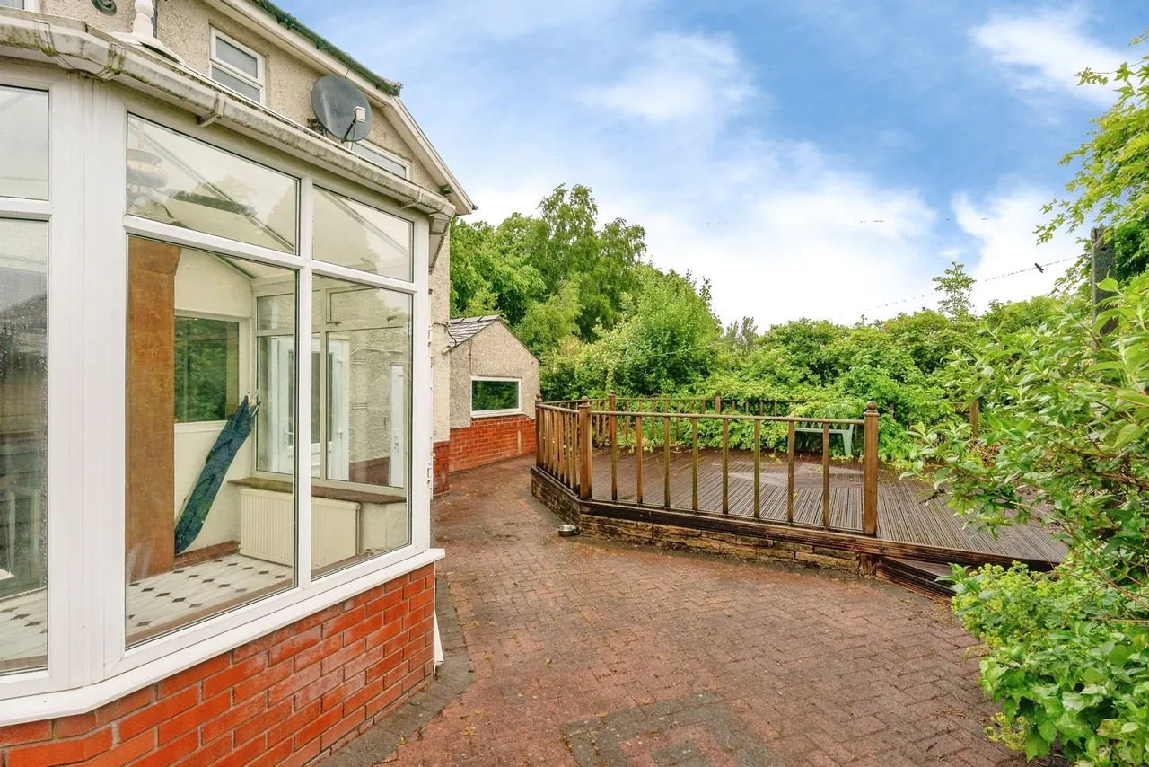 Lockyer Avenue, Burnley, Lancashire, BB12, photo 11