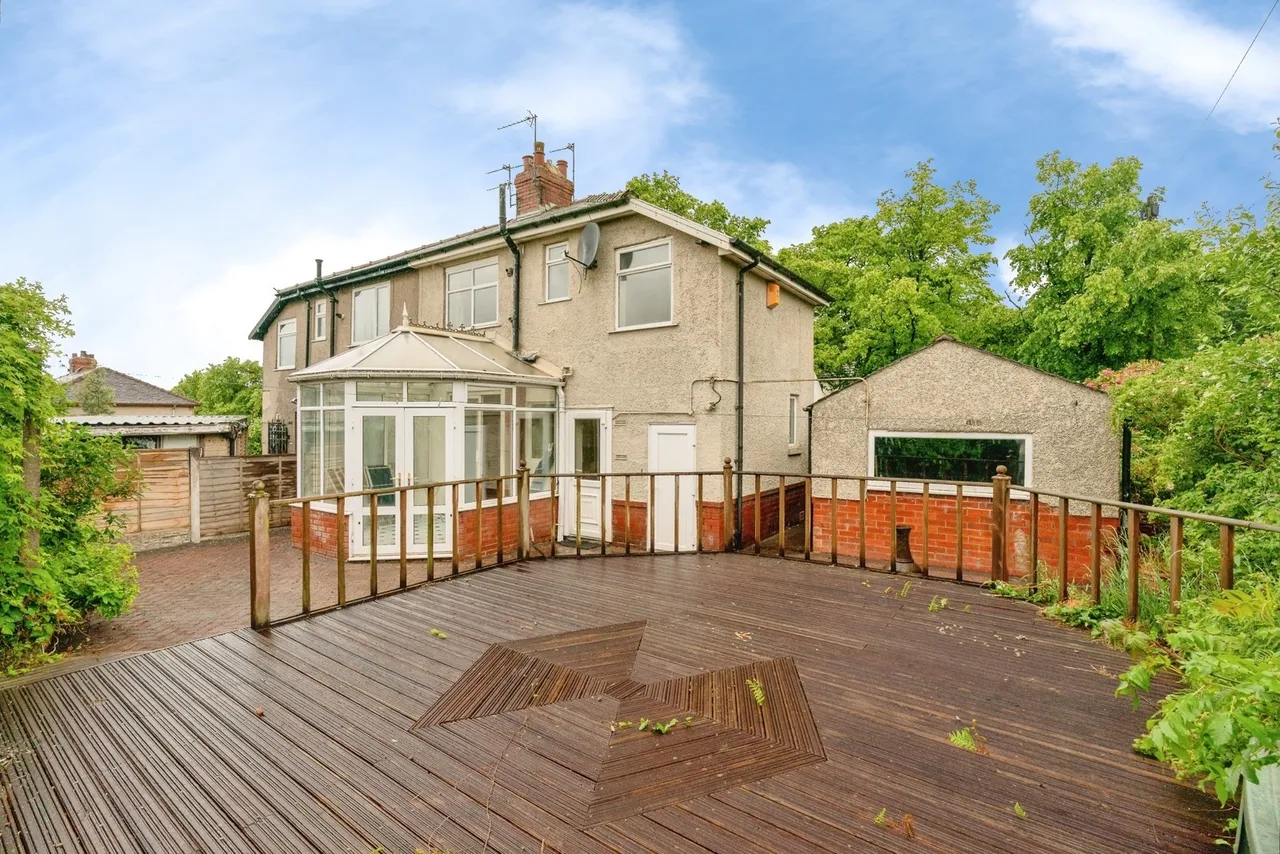 Lockyer Avenue, Burnley, Lancashire, BB12, photo 12