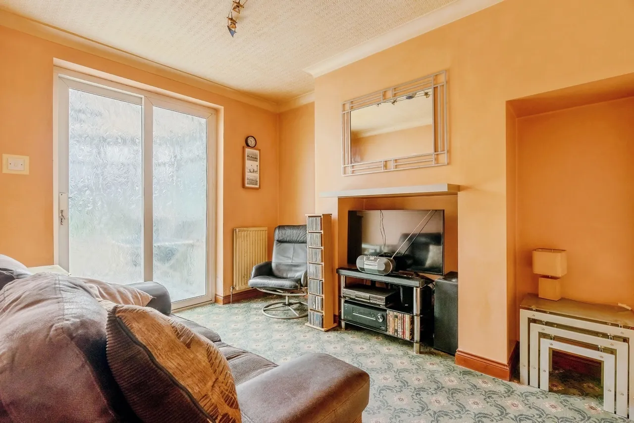 Lockyer Avenue, Burnley, Lancashire, BB12, photo 7