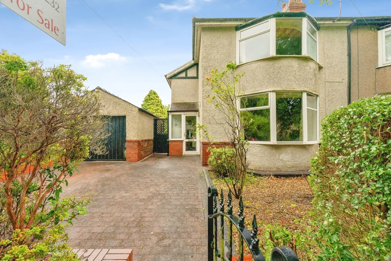 Lockyer Avenue, Burnley, Lancashire, BB12, photo 5