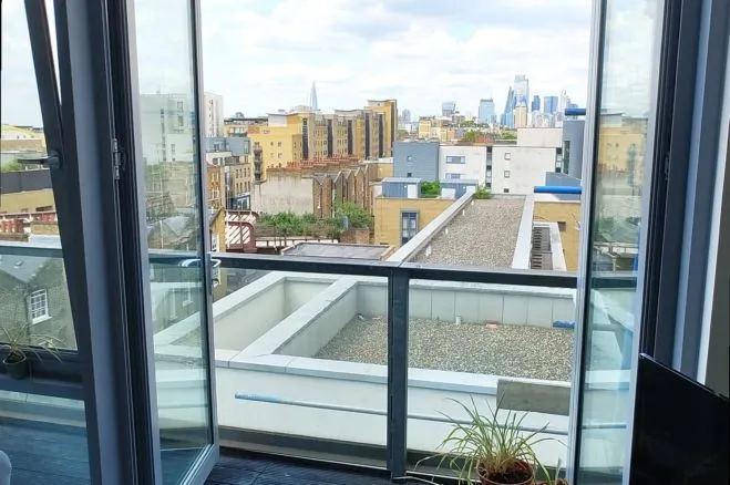 Salton Square, London, E14, photo 3