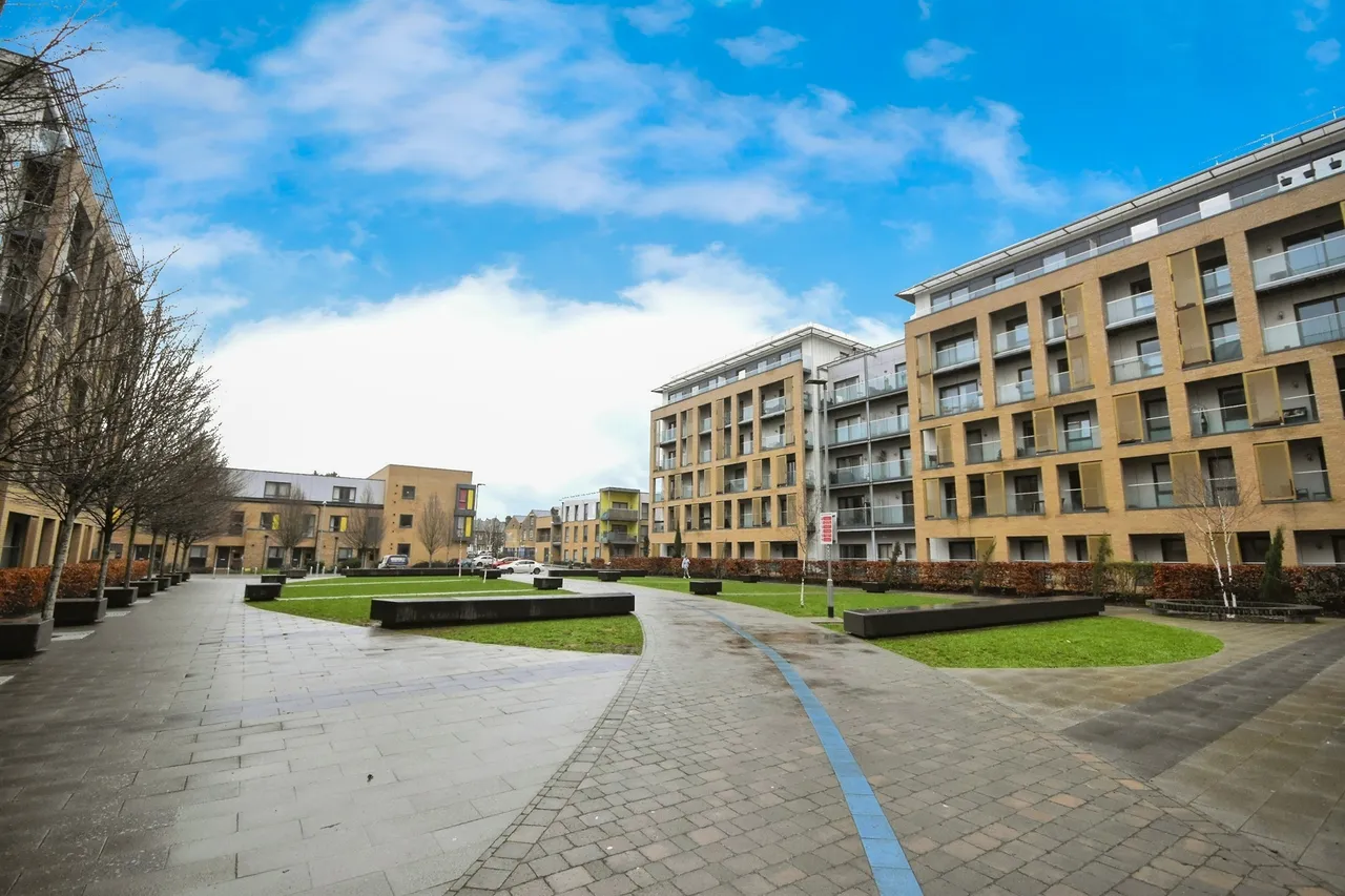 2 bed flat for sale, Cunard Square, Chelmsford, CM1
