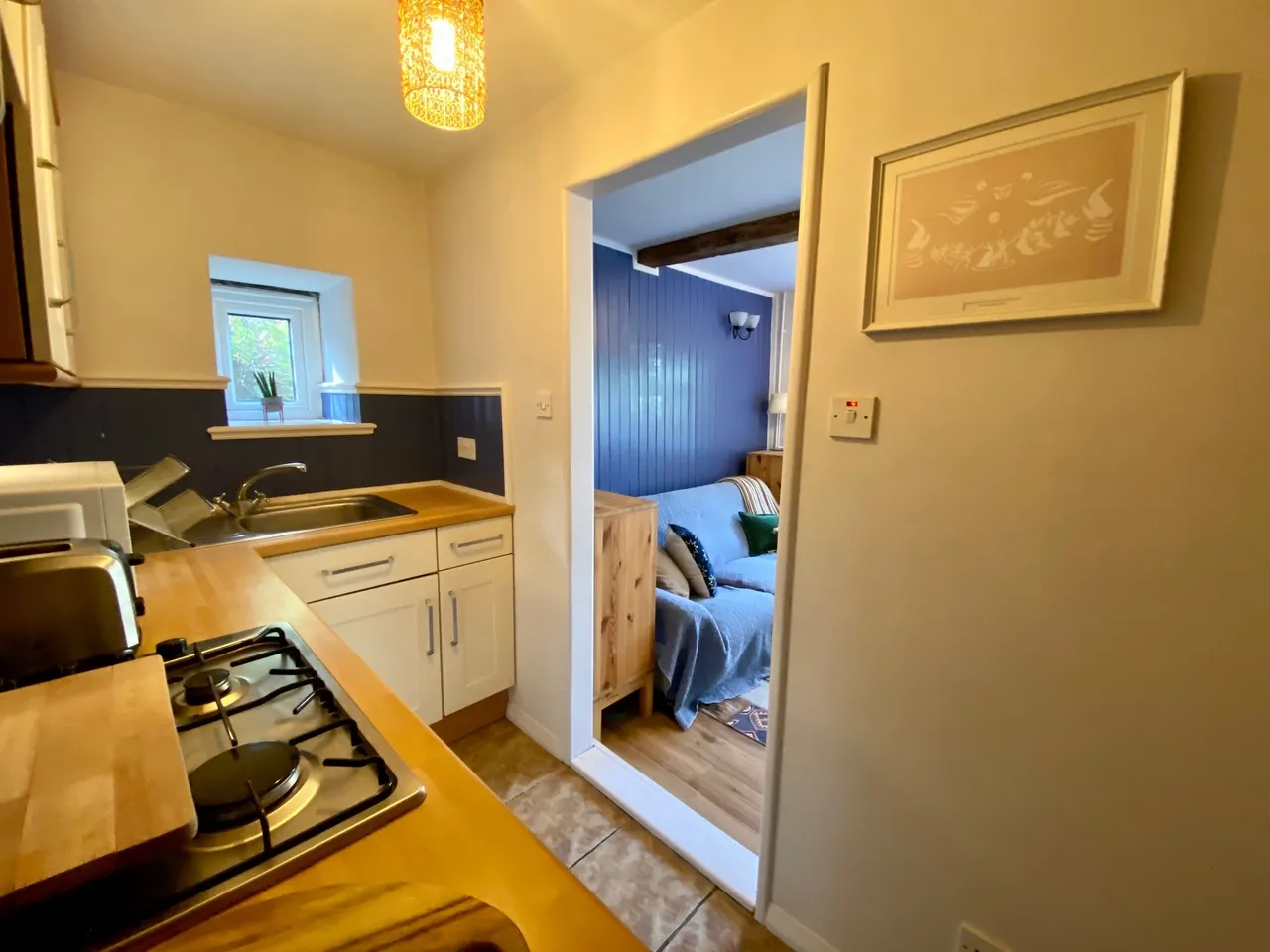 Cinderhills Road, HOLMFIRTH, photo 6