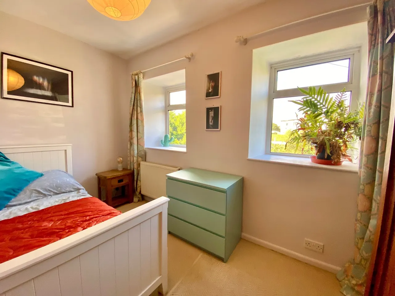 Cinderhills Road, HOLMFIRTH, photo 10