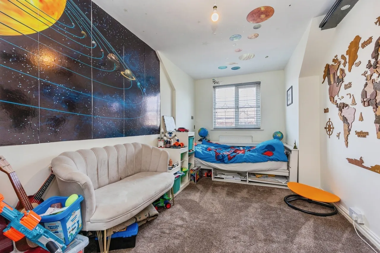 Rowanswood Drive, Hyde, SK14, photo 35