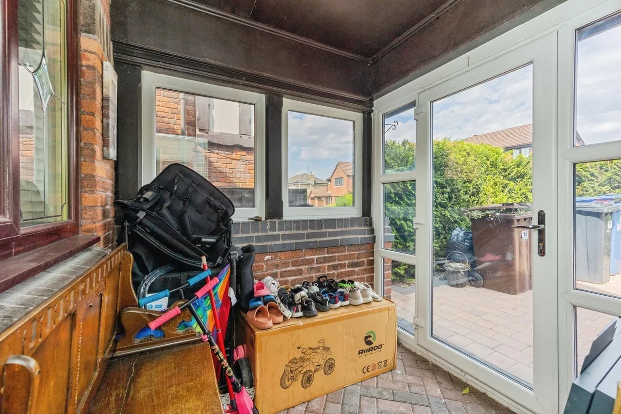 Rowanswood Drive, Hyde, SK14, photo 4