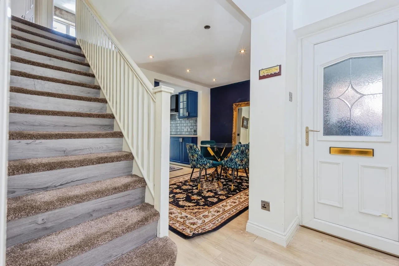 Rowanswood Drive, Hyde, SK14, photo 24