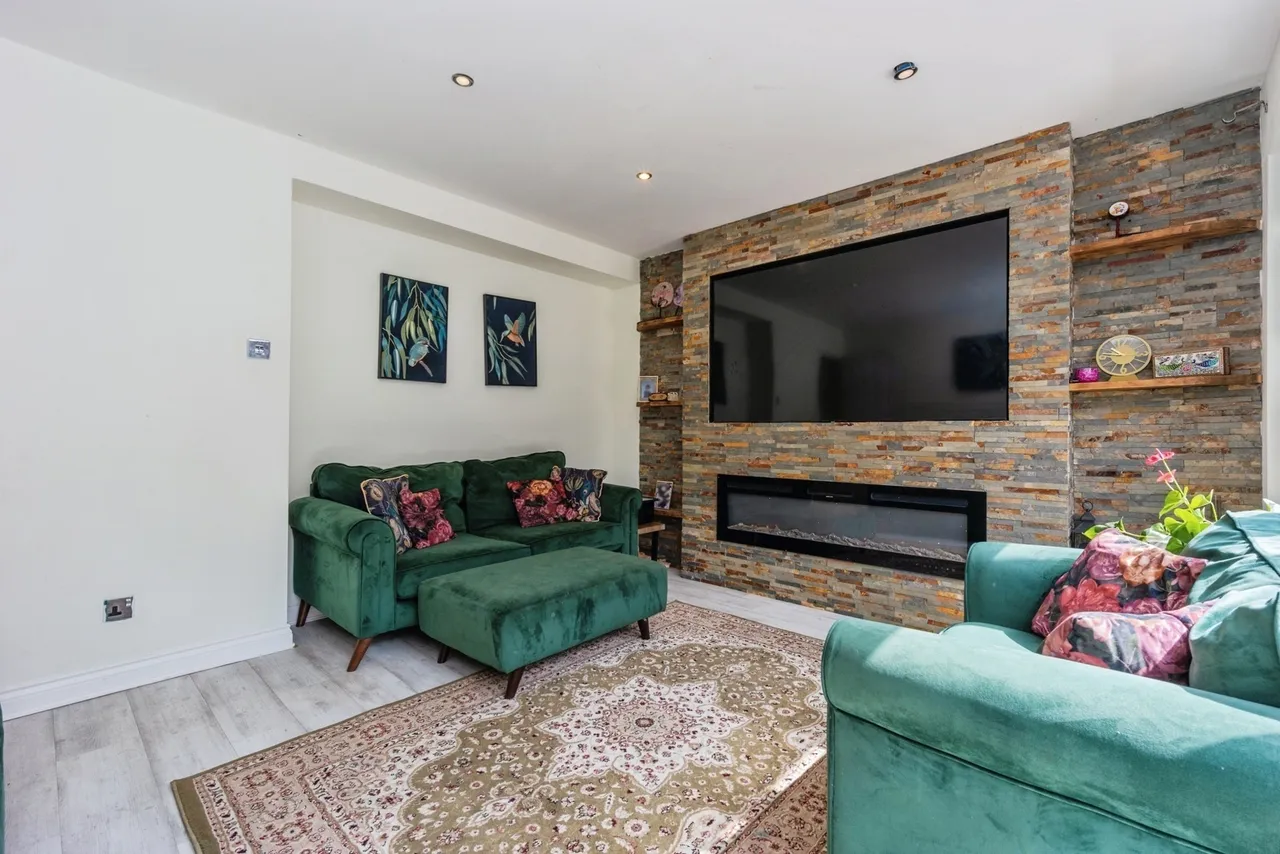 Rowanswood Drive, Hyde, SK14, photo 15