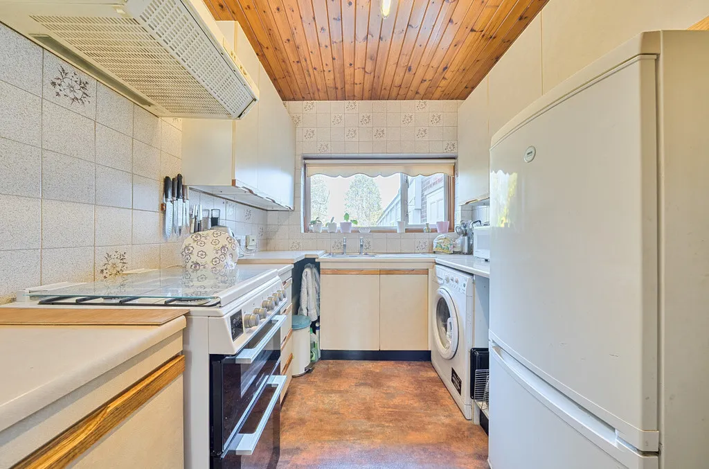 Longlands Road, Sidcup, DA15 7LB, photo 4