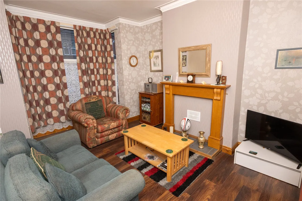 Oakwood Road, Sparkhill, Birmingham, B11 4HA, photo 2
