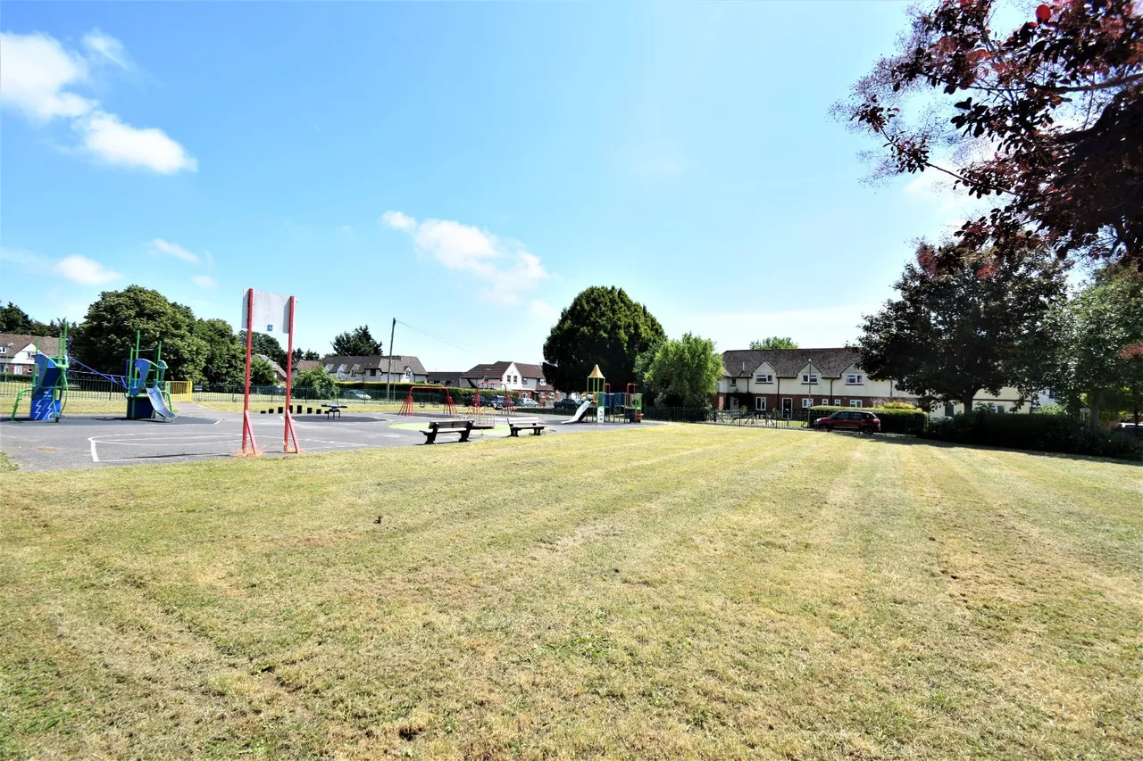Newtown, Portchester, PO16, photo 11