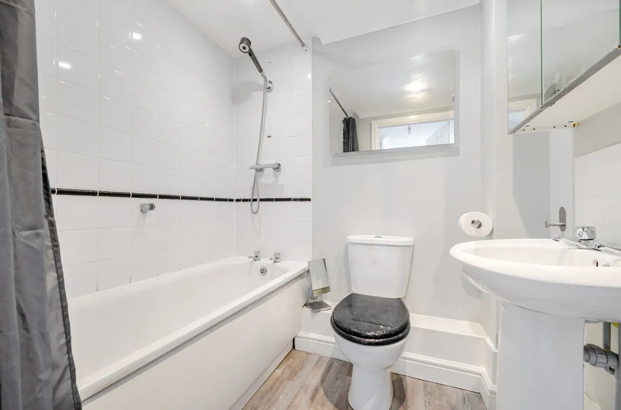 Newtown, Portchester, PO16, photo 6