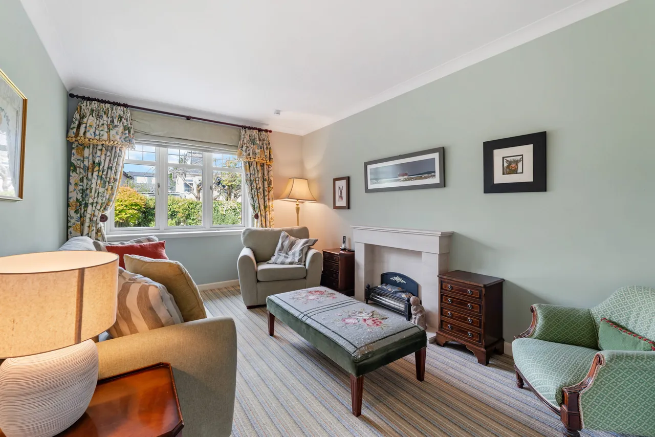 Newton Grove, Newton Mearns, photo 3