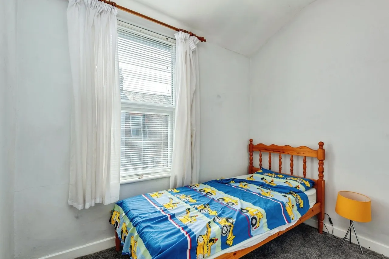 Sandhurst Street, Liverpool, L17, photo 13