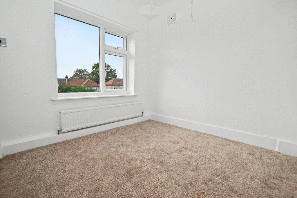 Marion Grove, Wakefield, WF2, photo 4