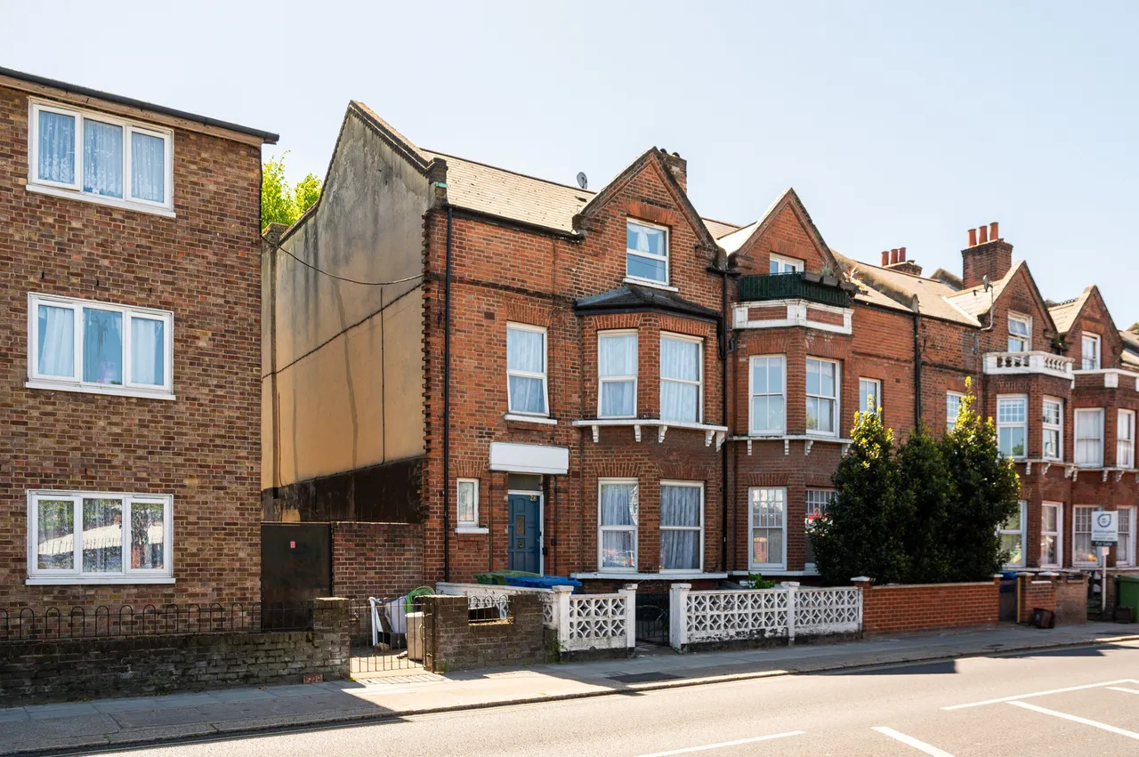 28 Hanover Park, London, photo 12