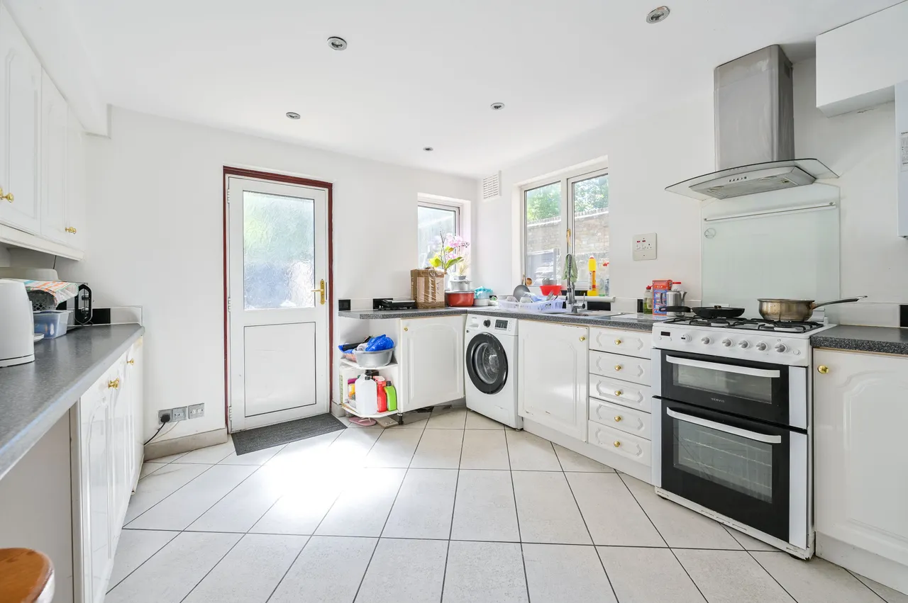 28 Hanover Park, London, photo 4