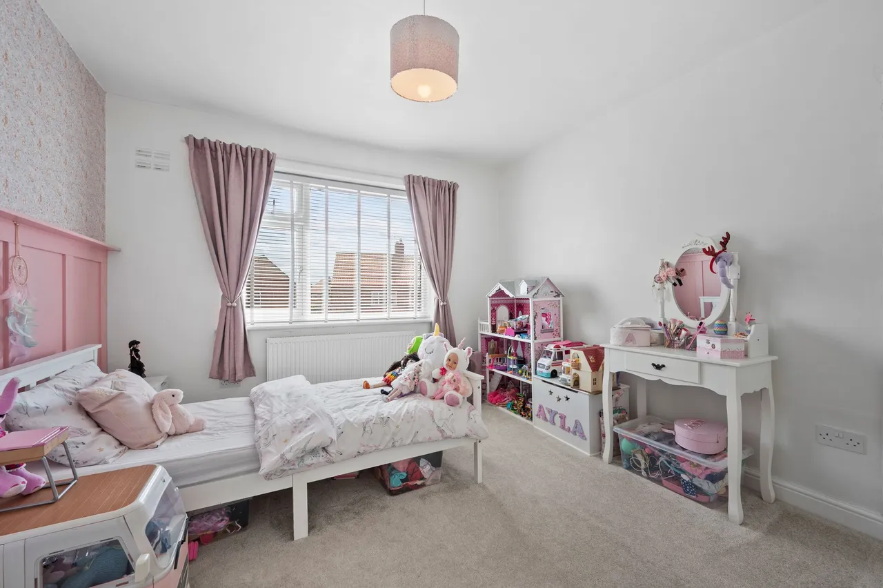 Hallows Avenue, Warrington, WA2 8EE, photo 24