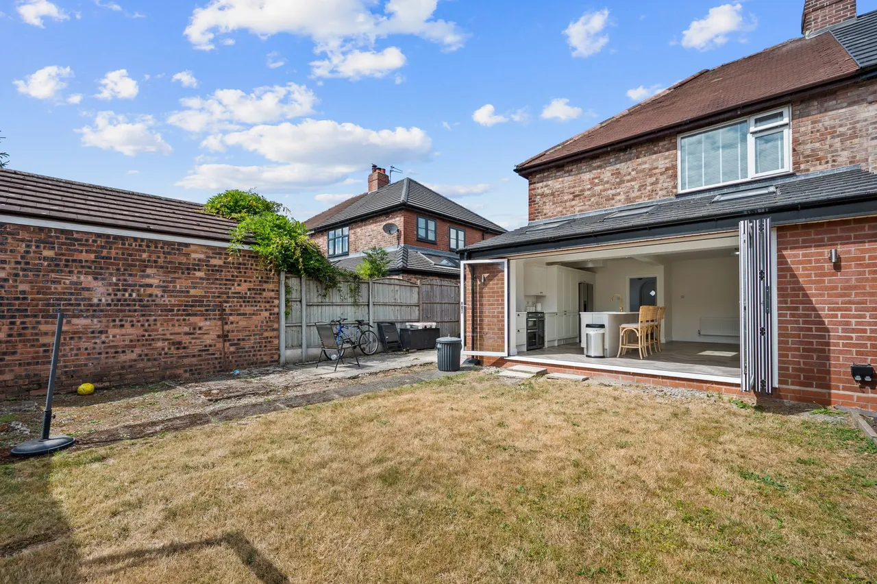 Hallows Avenue, Warrington, WA2 8EE, photo 7