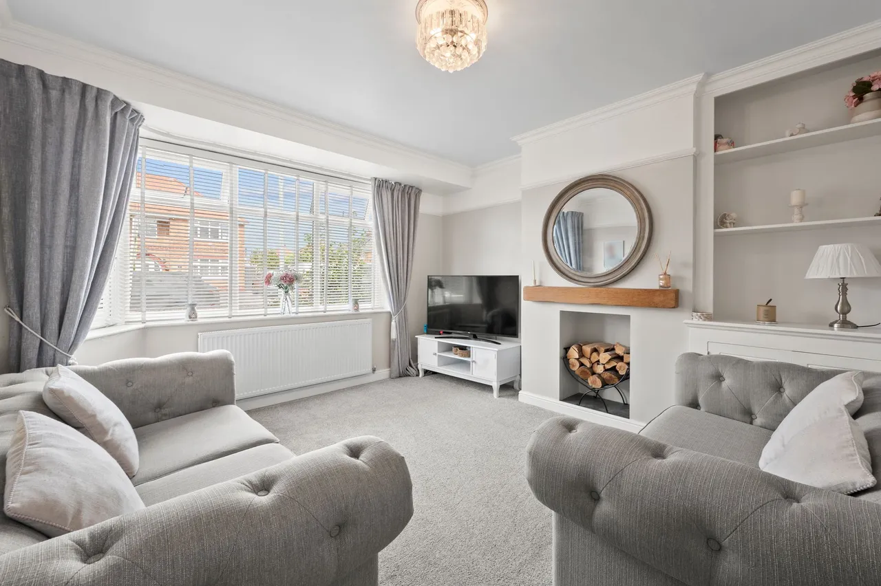 Hallows Avenue, Warrington, WA2 8EE, photo 4