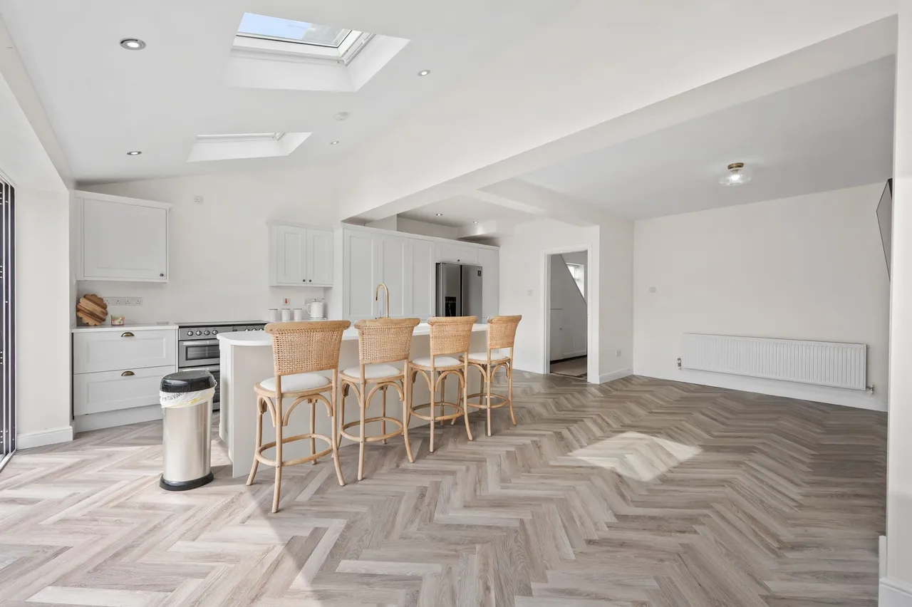 Hallows Avenue, Warrington, WA2 8EE, photo 15