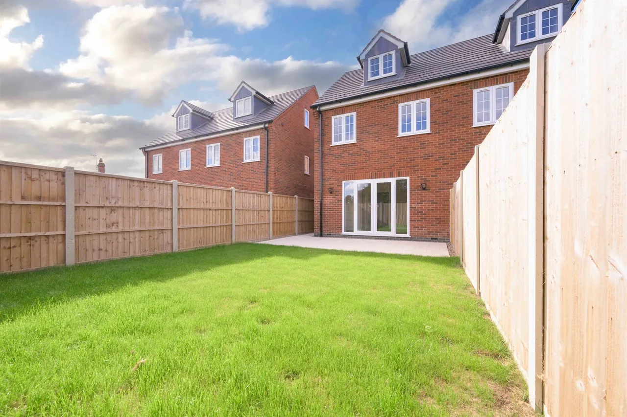 3 bed house for sale, Stanton Close, Kettering, NN14