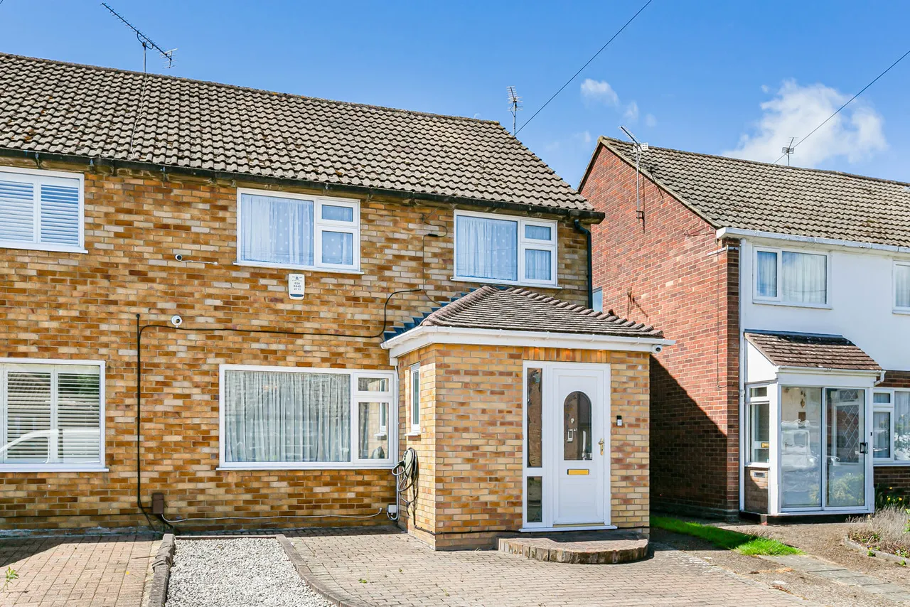 Wavendene Avenue, Egham, TW20, photo 25