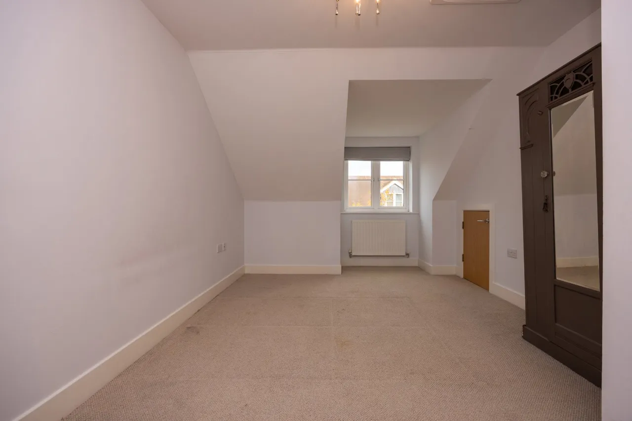 Uplands Road, Guildford, GU1, photo 14