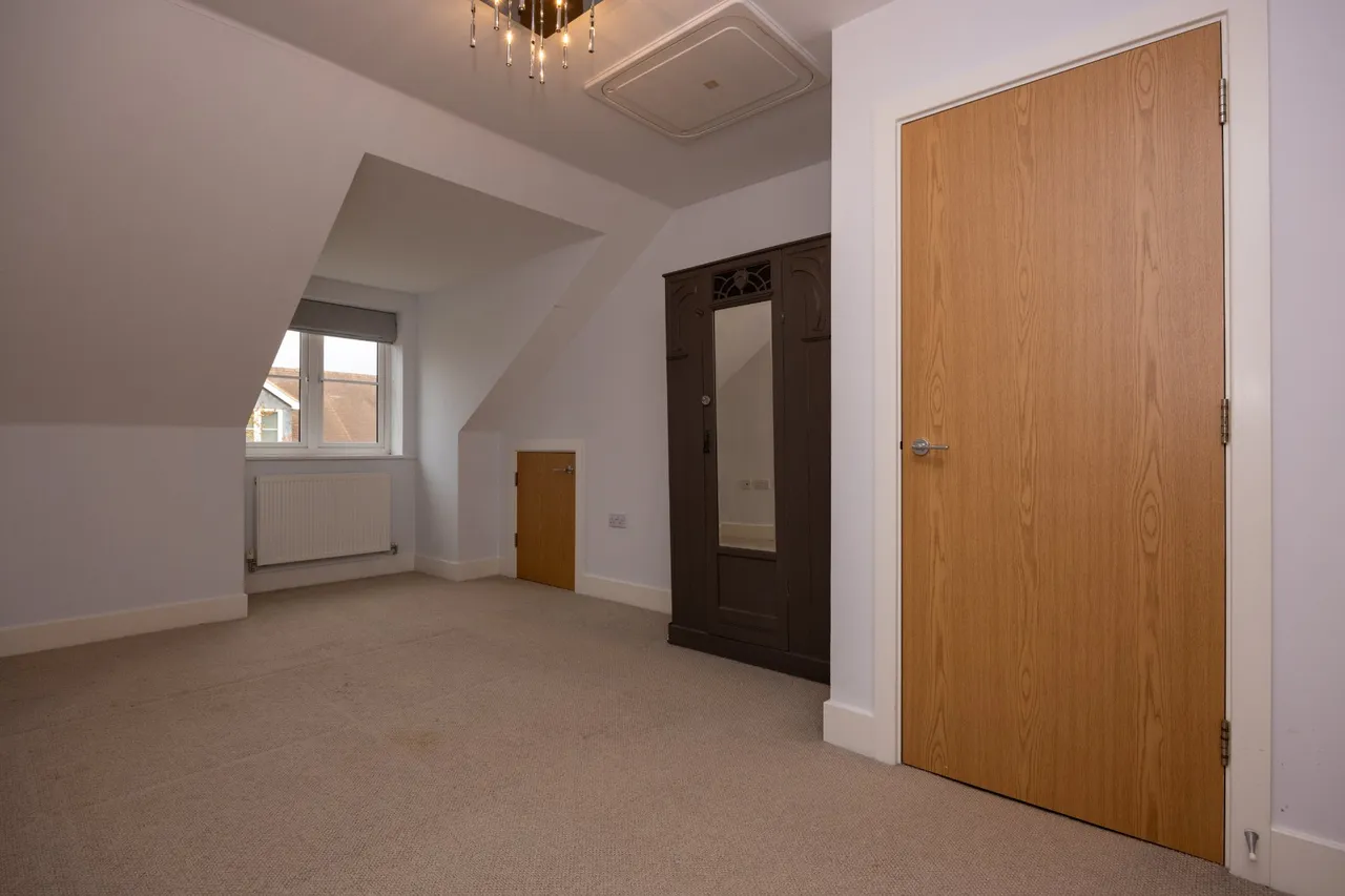 Uplands Road, Guildford, GU1, photo 13