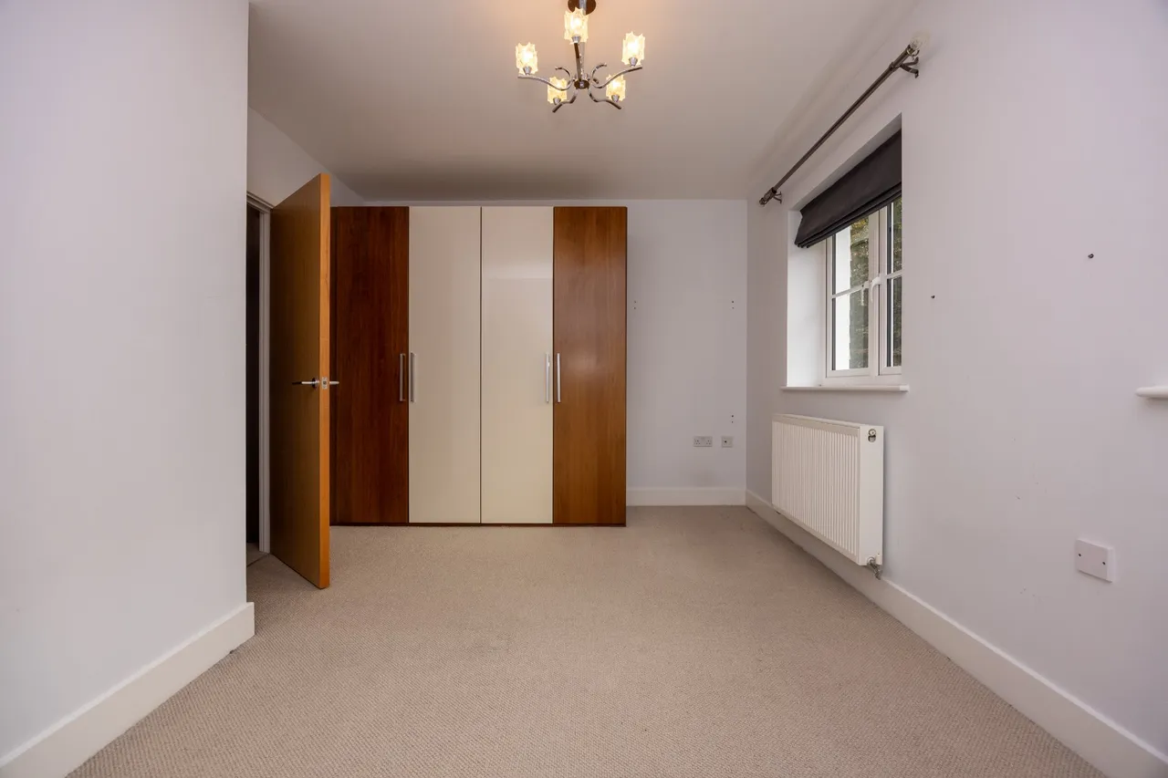 Uplands Road, Guildford, GU1, photo 6