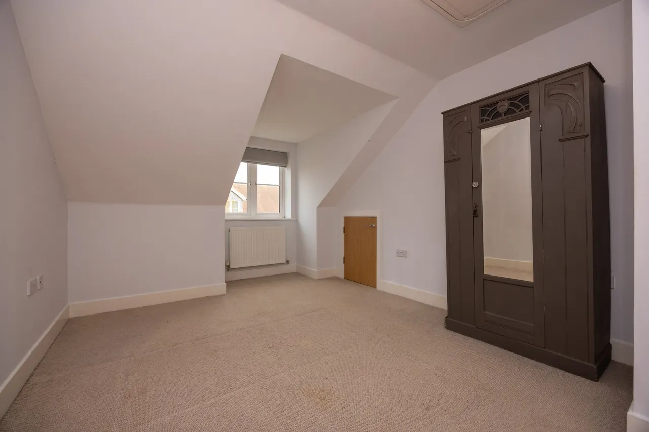 Uplands Road, Guildford, GU1, photo 16