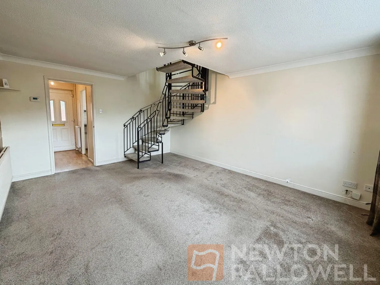 Wainwright, Werrington, PE4, photo 5