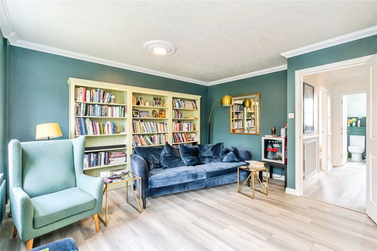 King George Gardens, Chichester, PO19, photo 15