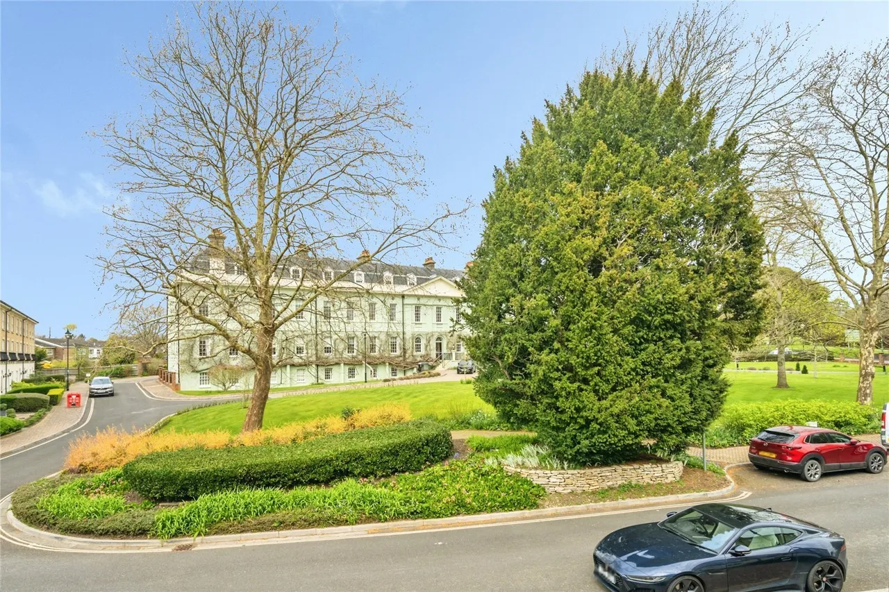 King George Gardens, Chichester, PO19, photo 12