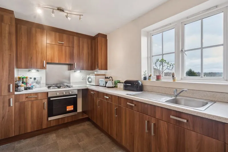 Arthur Close, Cookham SL6 9FE, photo 5