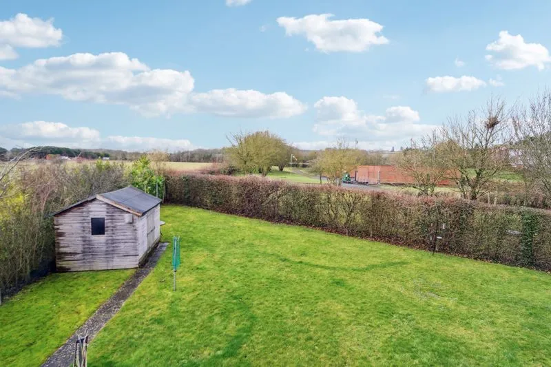 Arthur Close, Cookham SL6 9FE, photo 2