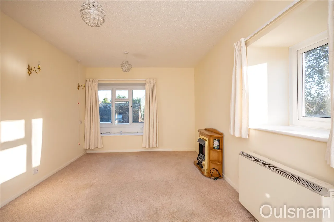 The Strand, Bromsgrove, Worcestershire, B61 8AB, photo 3