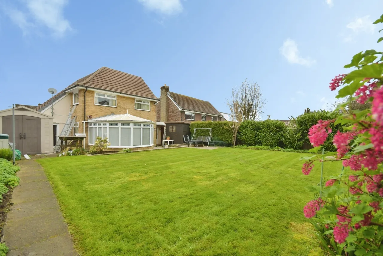 Errwood Avenue, Buxton, Derbyshire, SK17, photo 7