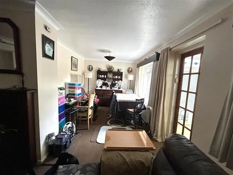 Errwood Avenue, Buxton, Derbyshire, SK17, photo 4