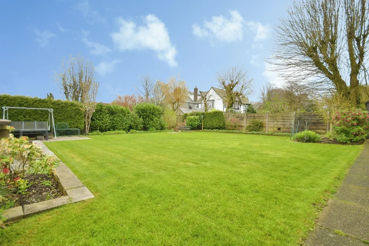 Errwood Avenue, Buxton, Derbyshire, SK17, photo 29