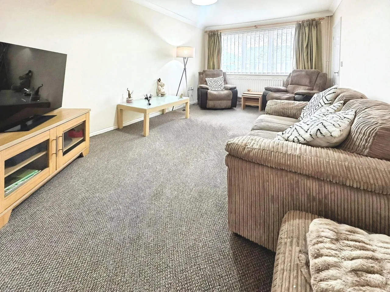 Yarwell Close, Orton Longueville, PE2, photo 5
