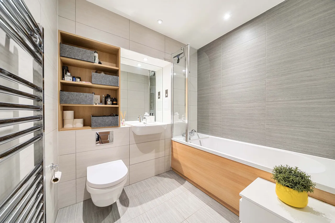 Flat 10, 4 Stockwell Park Walk, London, photo 5